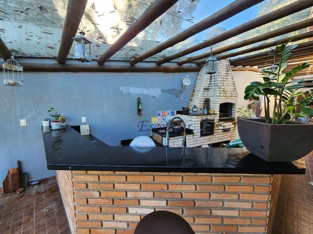 Casa à venda com 3 quartos, 350m² - Foto 14