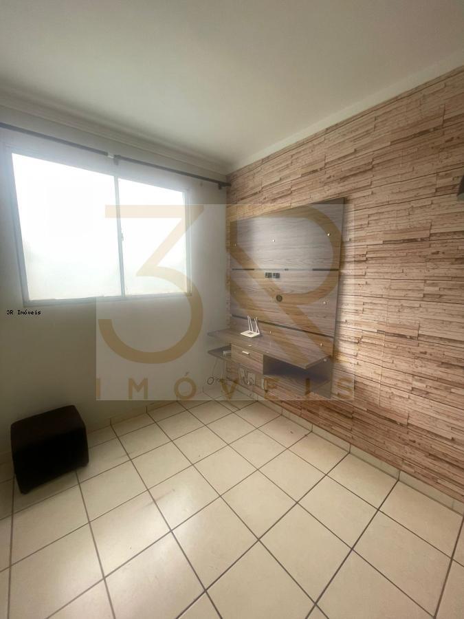 Apartamento à venda com 2 quartos, 65m² - Foto 1