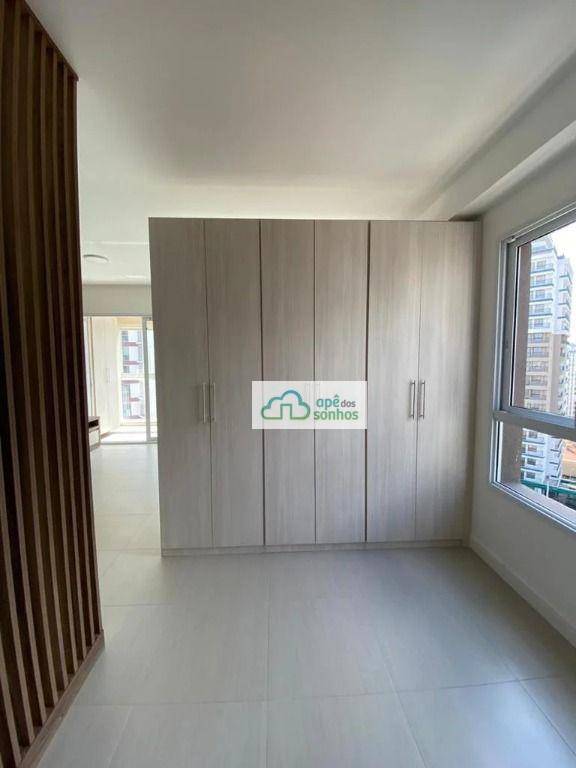 Apartamento para alugar com 1 quarto, 50m² - Foto 13