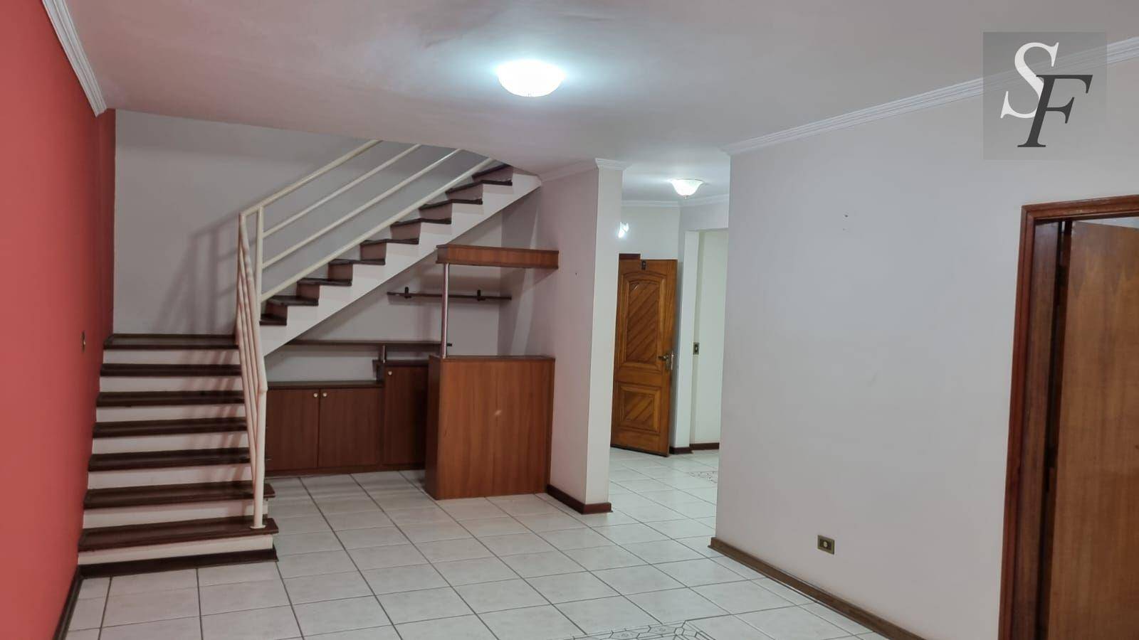 Sobrado para alugar com 3 quartos, 302m² - Foto 12