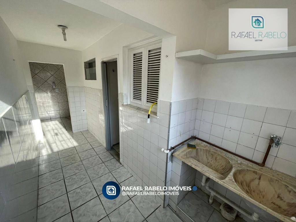 Apartamento à venda com 2 quartos, 75m² - Foto 10