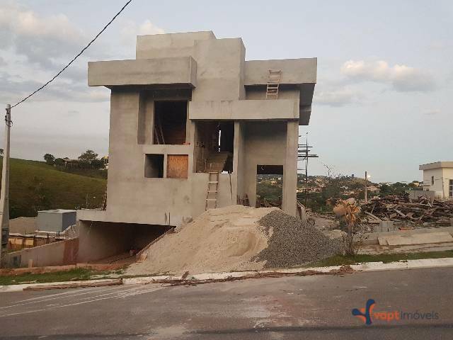 Sobrado à venda com 3 quartos, 247m² - Foto 3