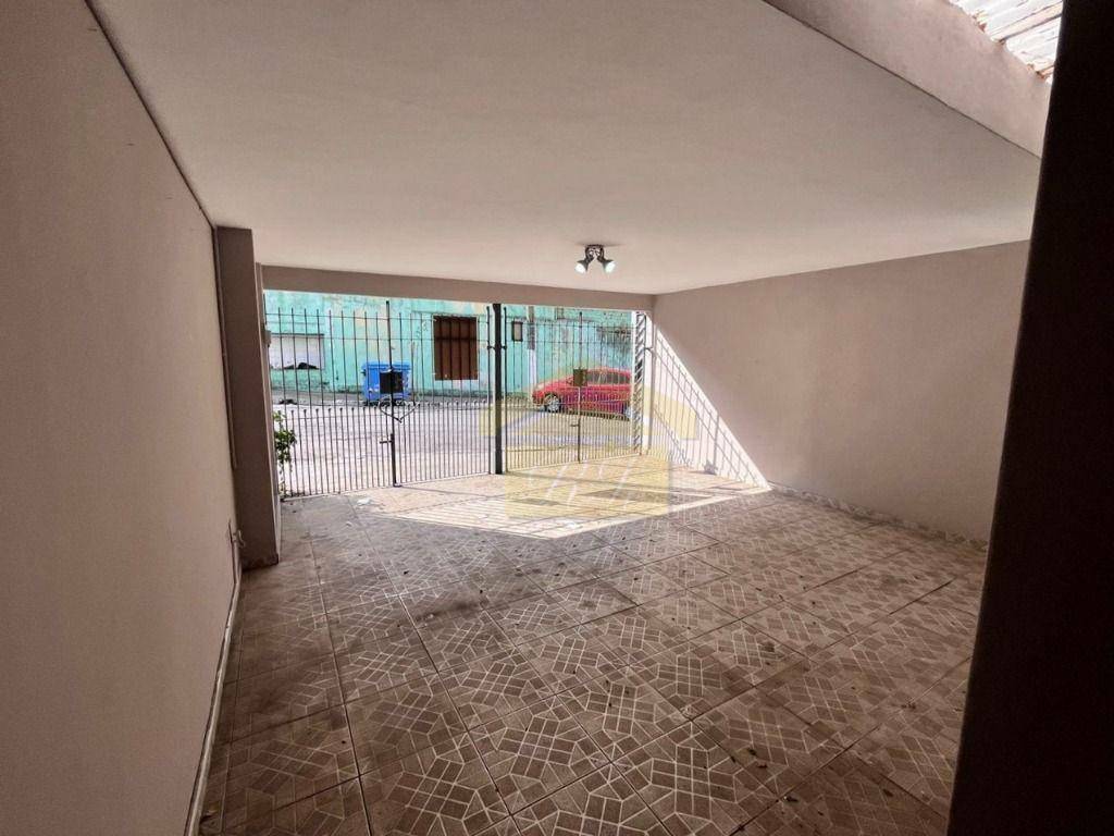 Sobrado à venda com 3 quartos, 120m² - Foto 25