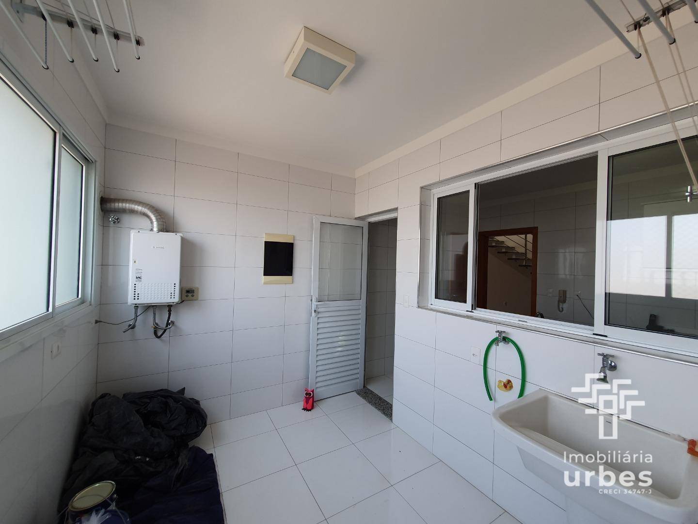 Apartamento à venda com 3 quartos, 256m² - Foto 15