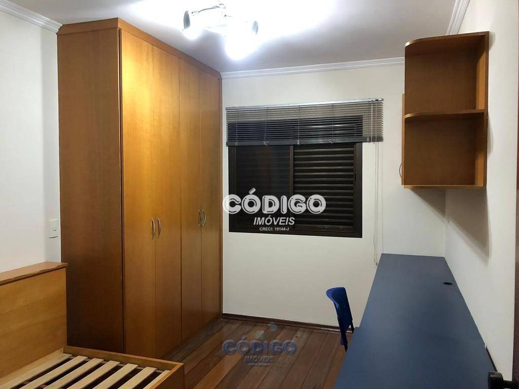 Apartamento à venda com 3 quartos, 146m² - Foto 10