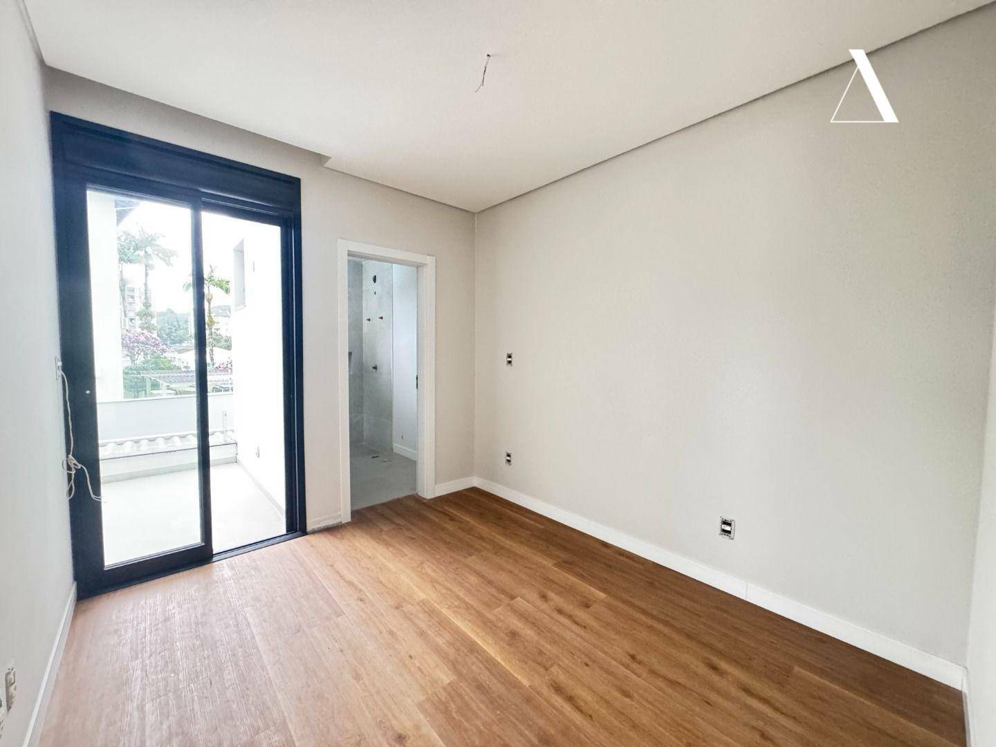 Casa à venda com 3 quartos, 195m² - Foto 13