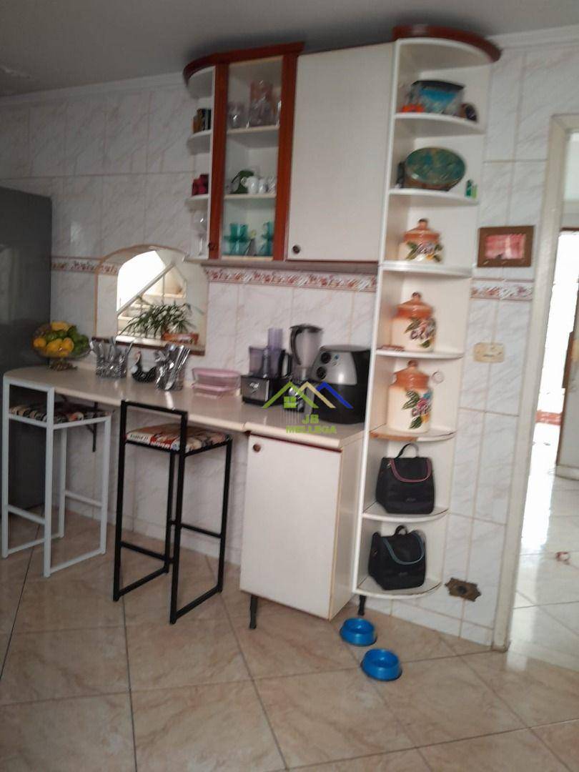 Sobrado à venda com 4 quartos, 396m² - Foto 51