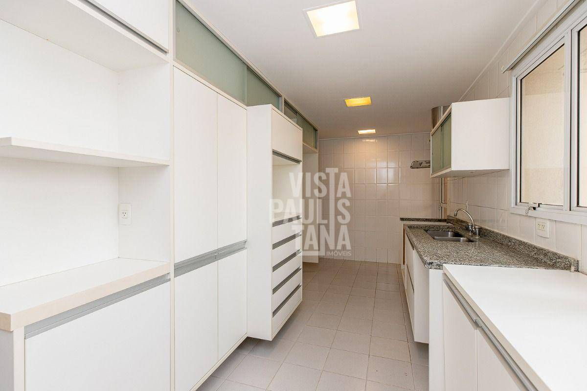 Apartamento à venda com 3 quartos, 190m² - Foto 11