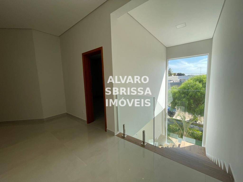 Casa de Condomínio à venda e aluguel com 3 quartos, 250m² - Foto 18