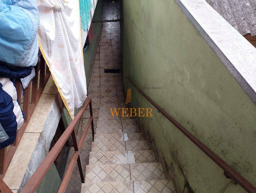 Sobrado à venda com 3 quartos, 200m² - Foto 5