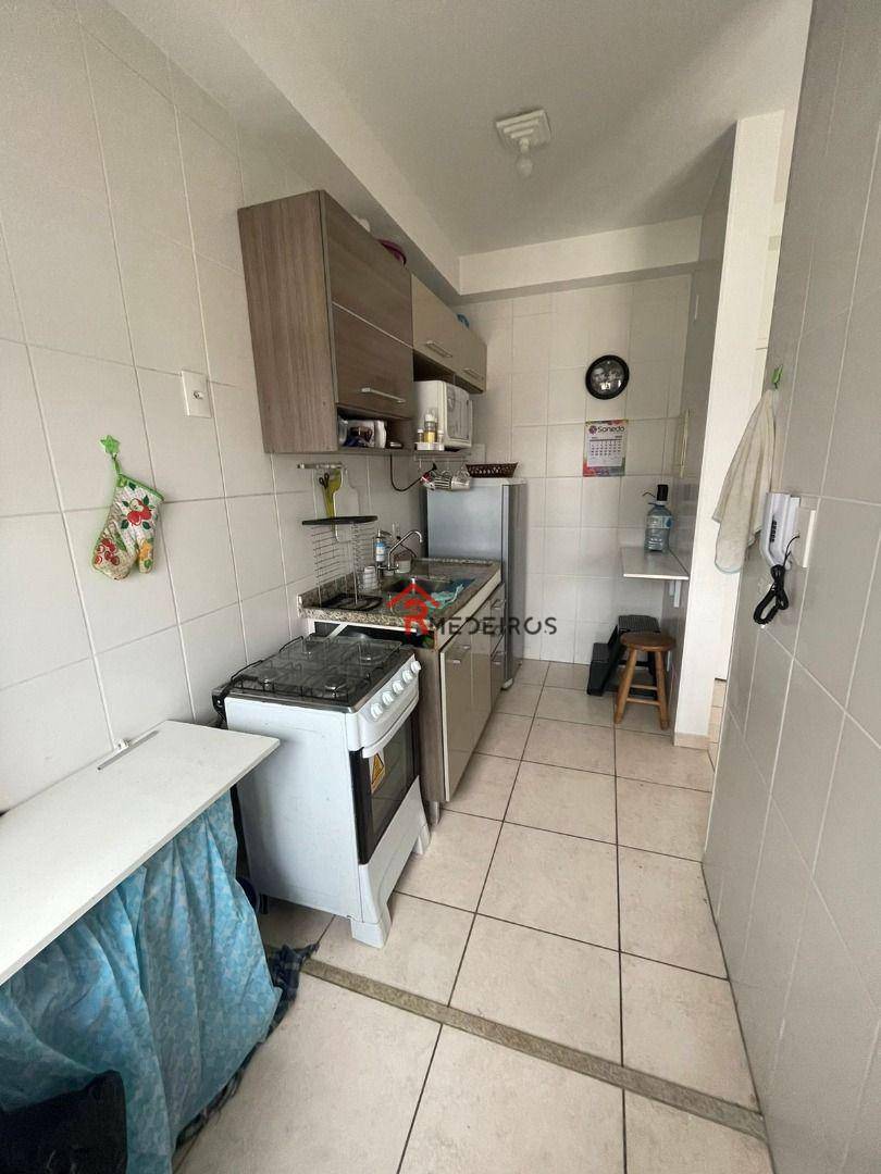 Apartamento à venda com 2 quartos, 55m² - Foto 6