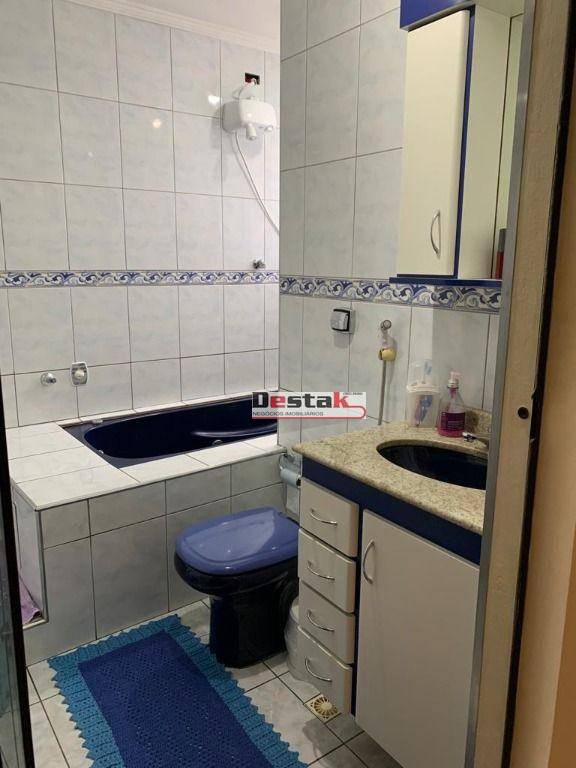 Sobrado à venda com 3 quartos, 191m² - Foto 11