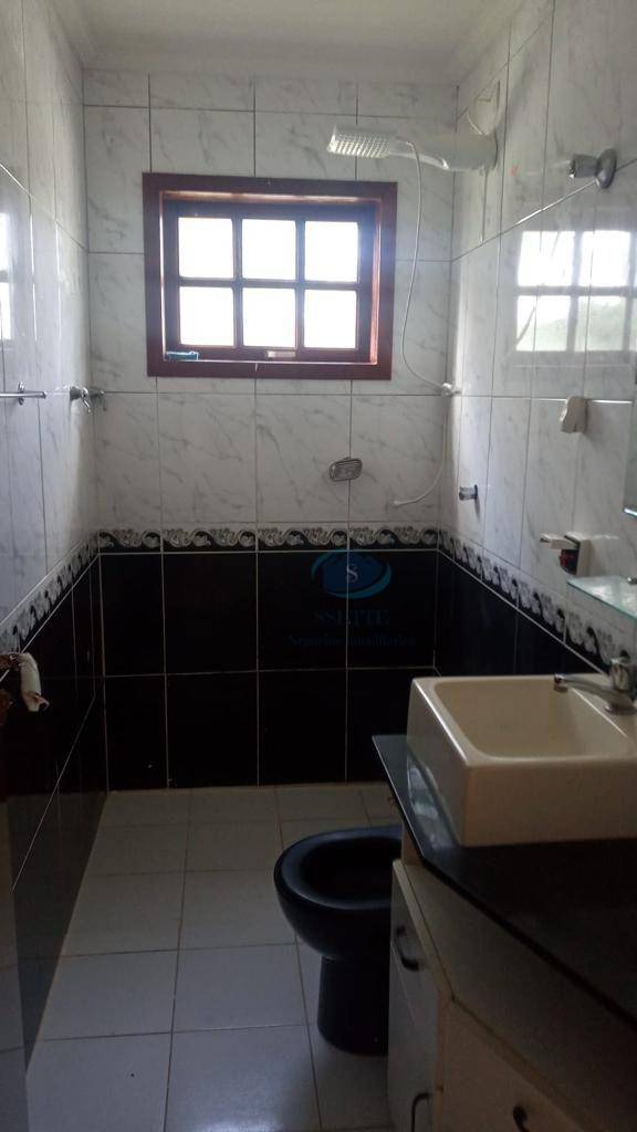 Casa de Condomínio à venda com 3 quartos, 198m² - Foto 3