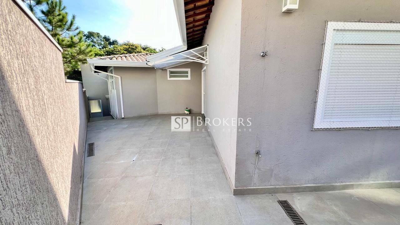 Casa de Condomínio à venda com 3 quartos, 217m² - Foto 31