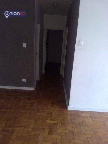 Apartamento à venda com 2 quartos, 130m² - Foto 2