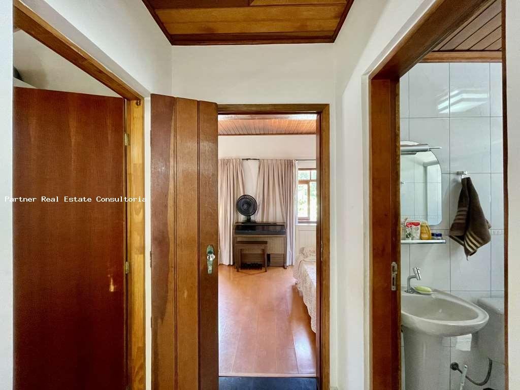 Casa à venda com 3 quartos, 1144m² - Foto 32