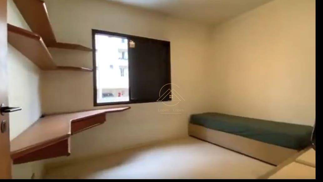 Apartamento à venda com 4 quartos, 140m² - Foto 15