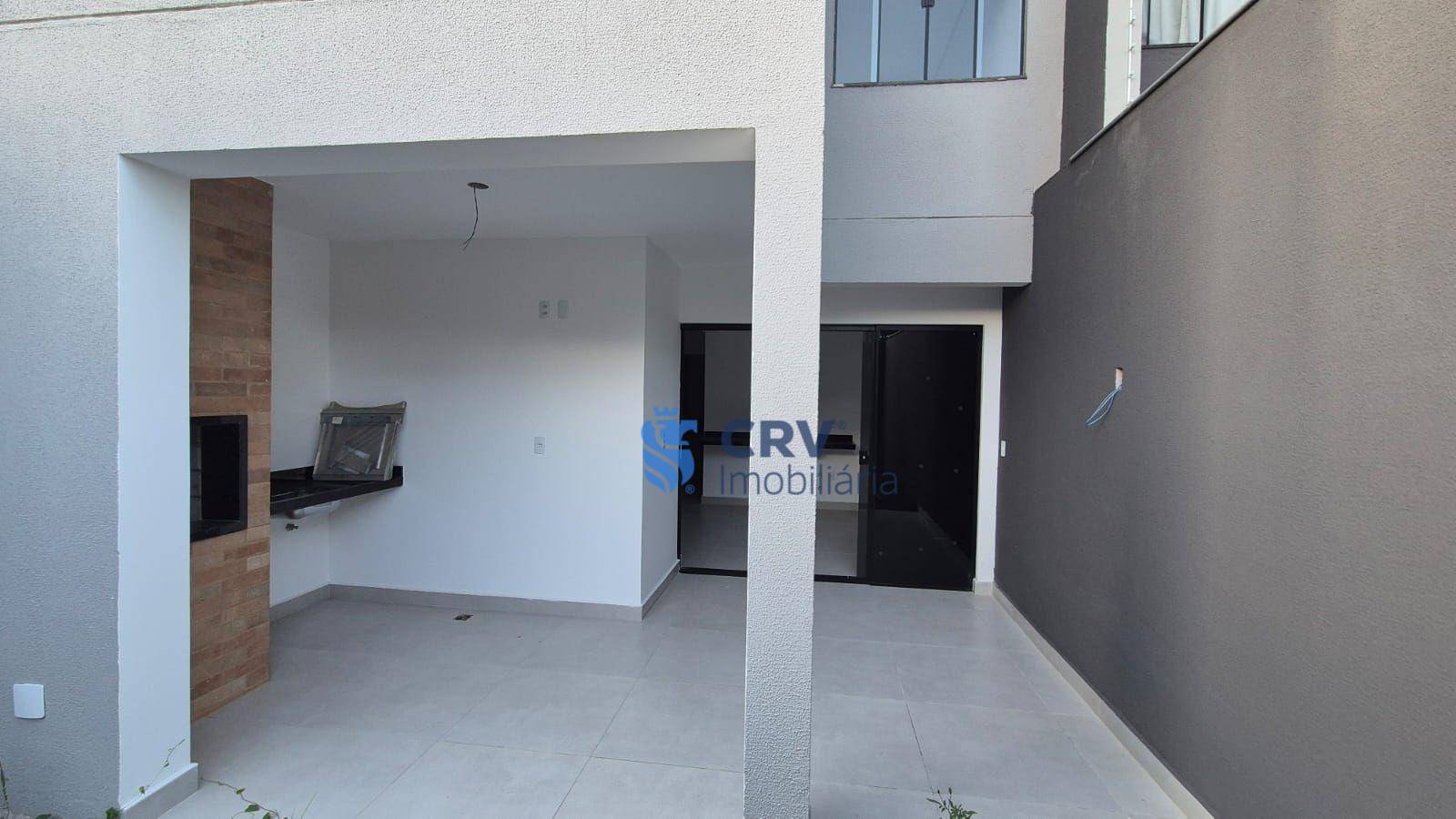 Sobrado à venda com 3 quartos, 120m² - Foto 2