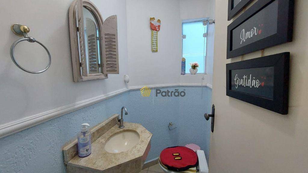 Sobrado à venda com 3 quartos, 220m² - Foto 7