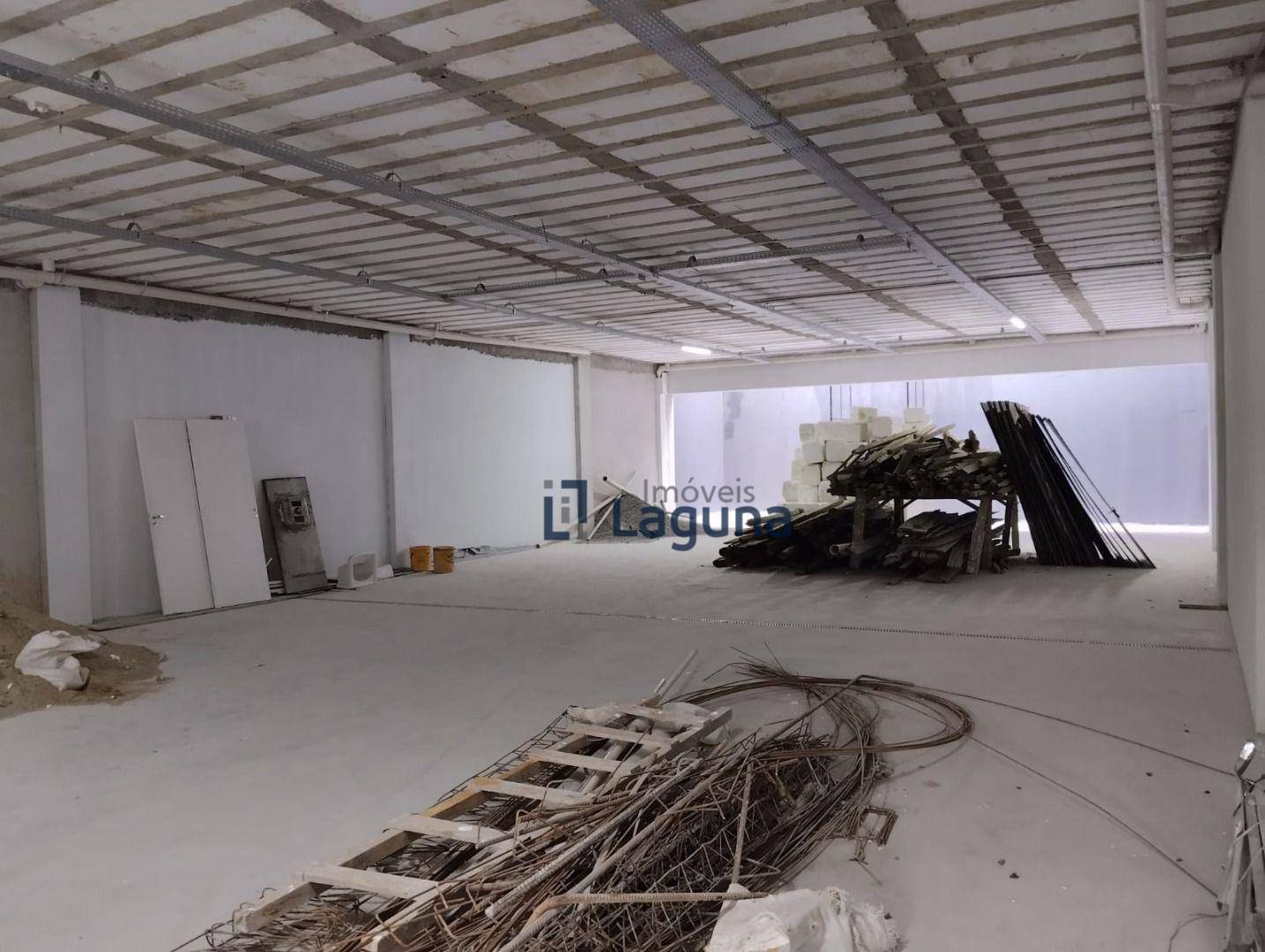 Prédio Inteiro para alugar, 1200m² - Foto 3