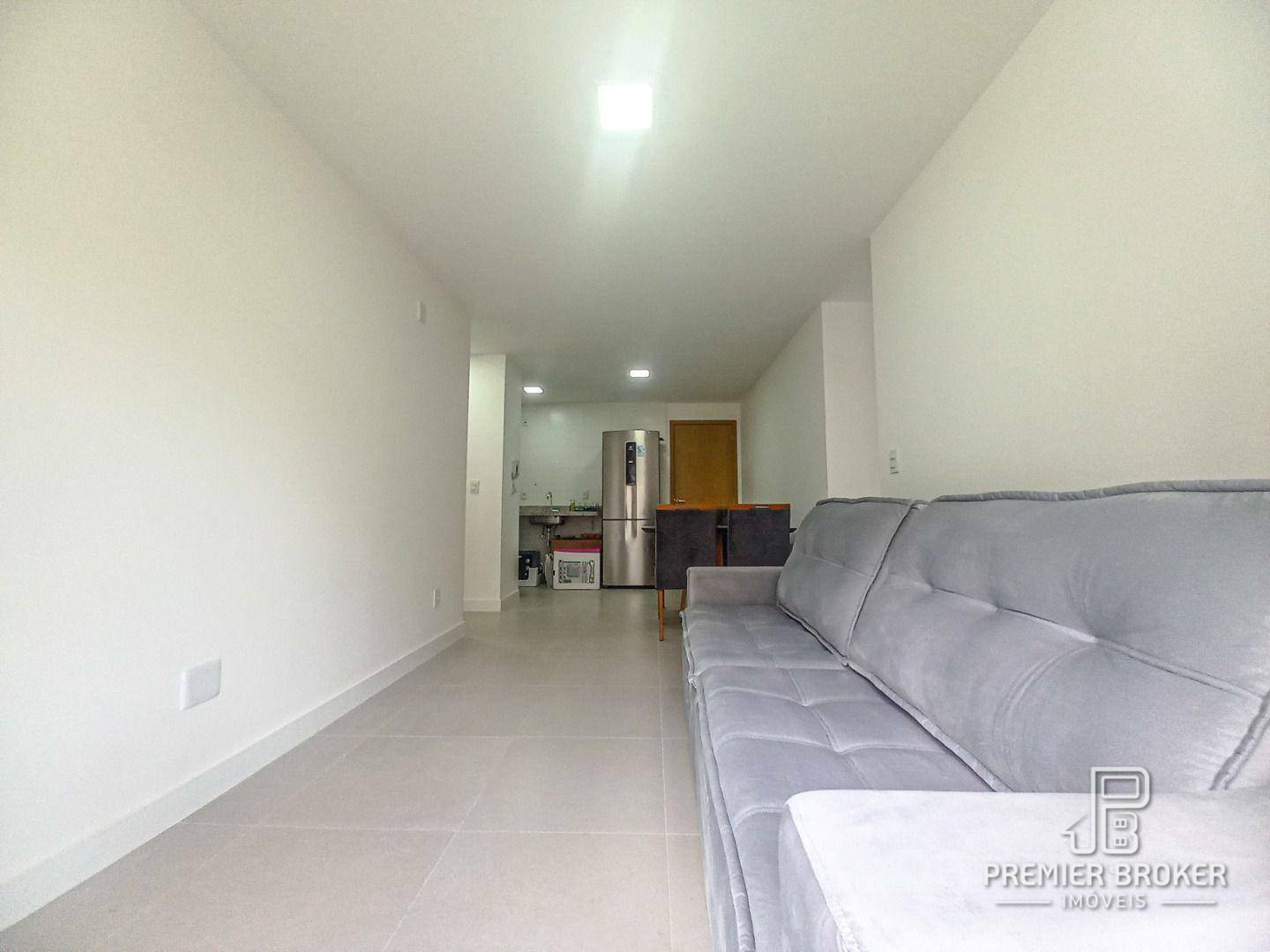 Apartamento à venda com 2 quartos, 66m² - Foto 17