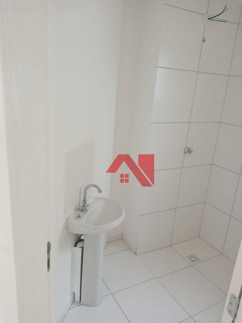 Apartamento para alugar com 2 quartos, 48m² - Foto 4