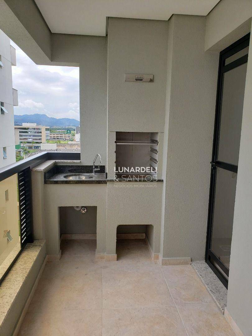 Apartamento à venda com 2 quartos, 70m² - Foto 13