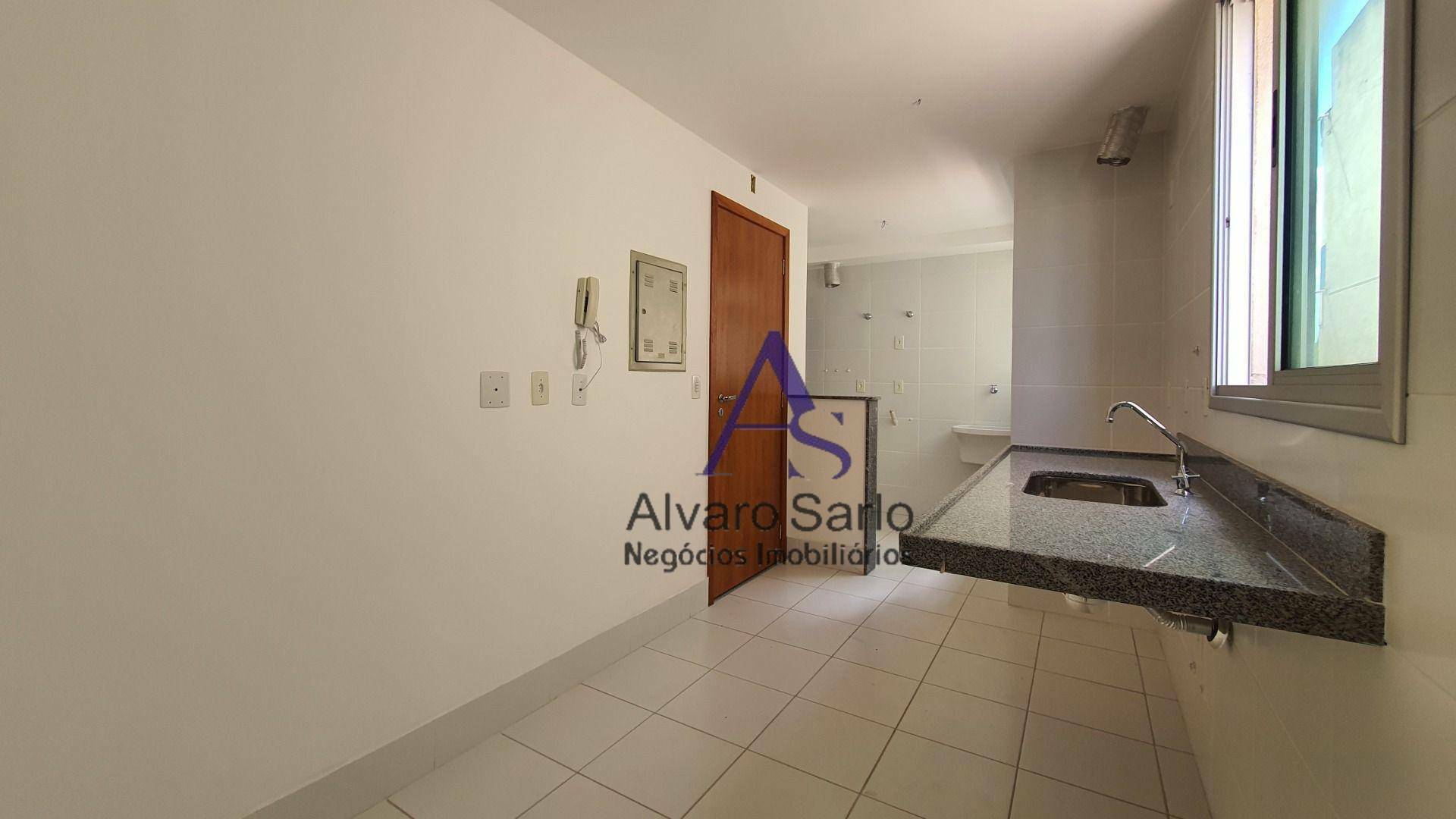 Apartamento à venda com 3 quartos, 100m² - Foto 12