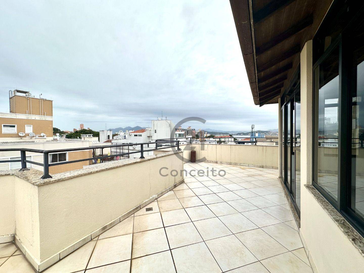 Apartamento à venda com 3 quartos, 212m² - Foto 22