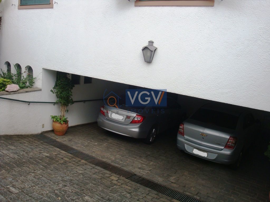 Casa à venda e aluguel com 5 quartos, 400m² - Foto 7