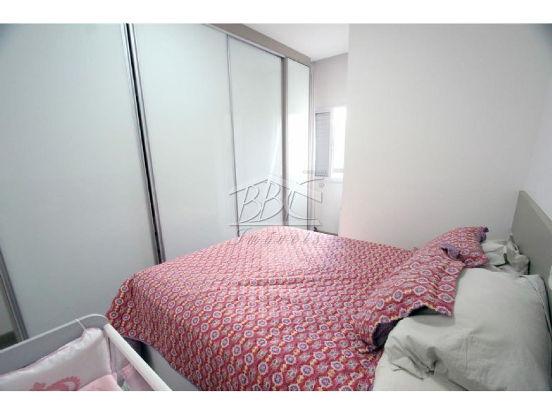 Apartamento à venda com 2 quartos, 75m² - Foto 9