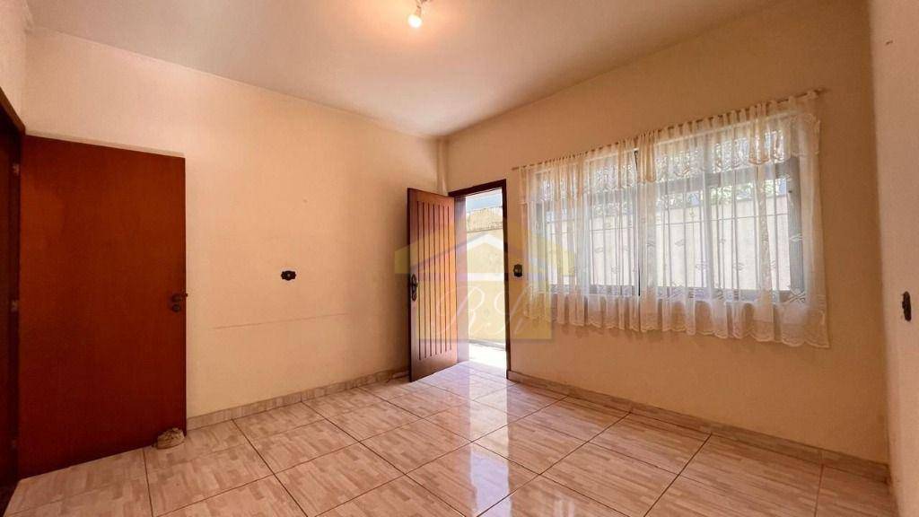 Sobrado à venda com 5 quartos, 293m² - Foto 4