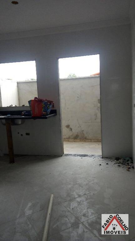 Sobrado à venda com 3 quartos, 110m² - Foto 3