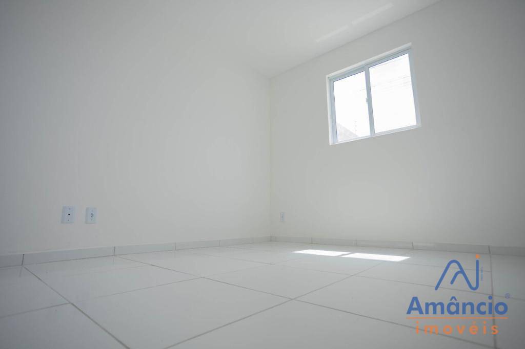 Apartamento à venda com 2 quartos, 45m² - Foto 9