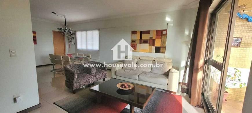 Apartamento à venda com 3 quartos, 143m² - Foto 6