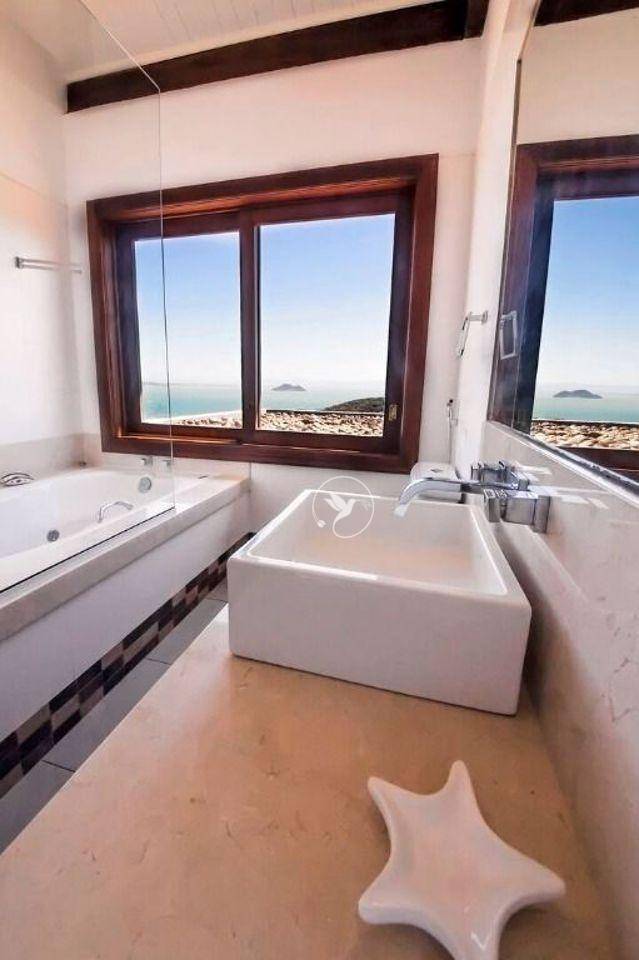 Casa de Condomínio à venda com 4 quartos, 300m² - Foto 25