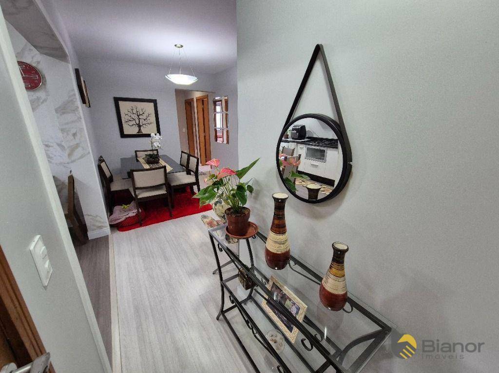 Apartamento à venda com 3 quartos, 87m² - Foto 2