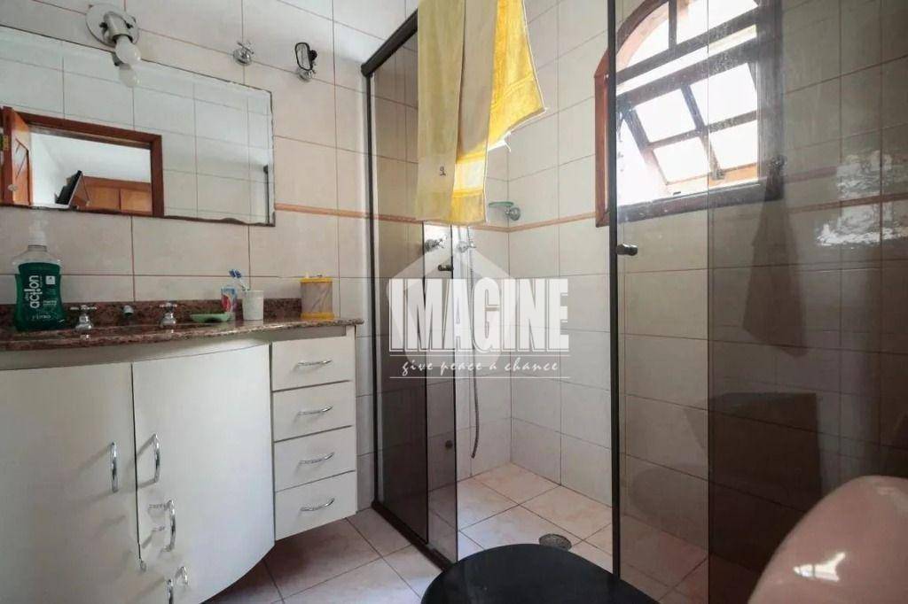 Sobrado à venda com 4 quartos, 300m² - Foto 18