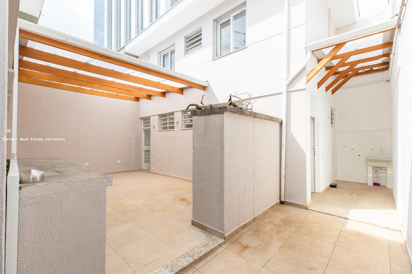 Casa à venda com 3 quartos, 225m² - Foto 10