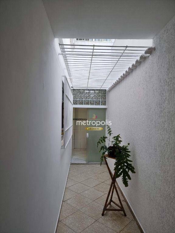 Sobrado à venda com 3 quartos, 210m² - Foto 14