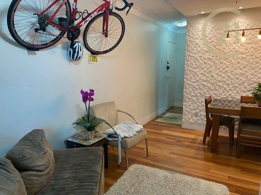 Apartamento à venda com 3 quartos, 95m² - Foto 7