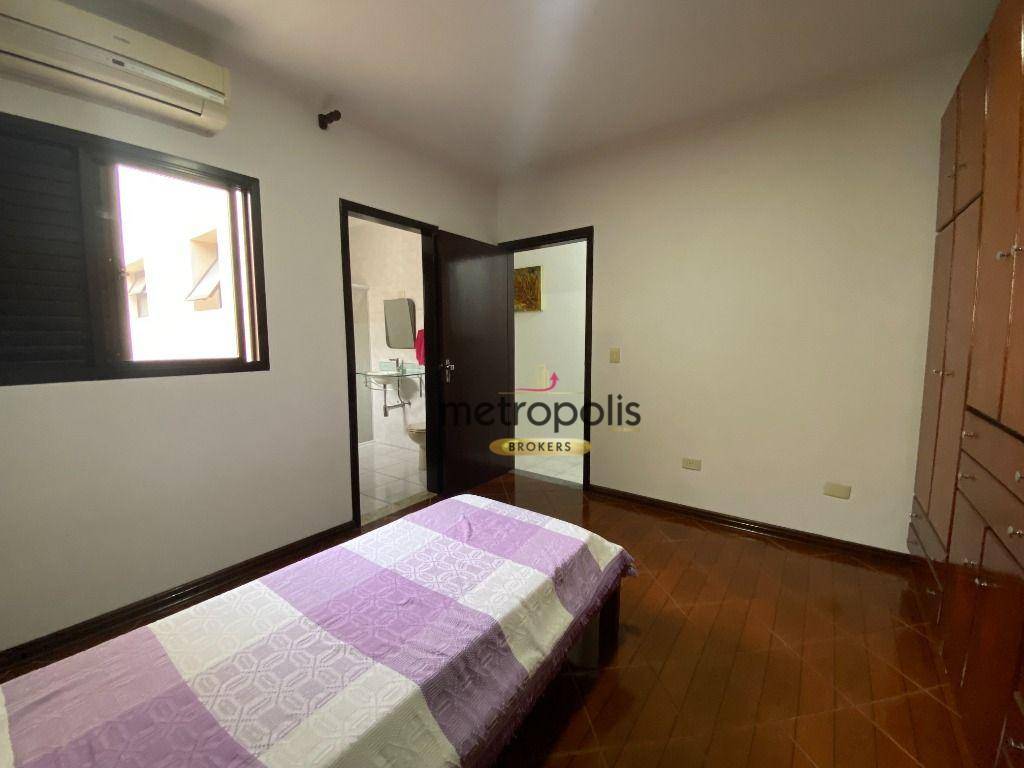 Sobrado à venda com 3 quartos, 312m² - Foto 22