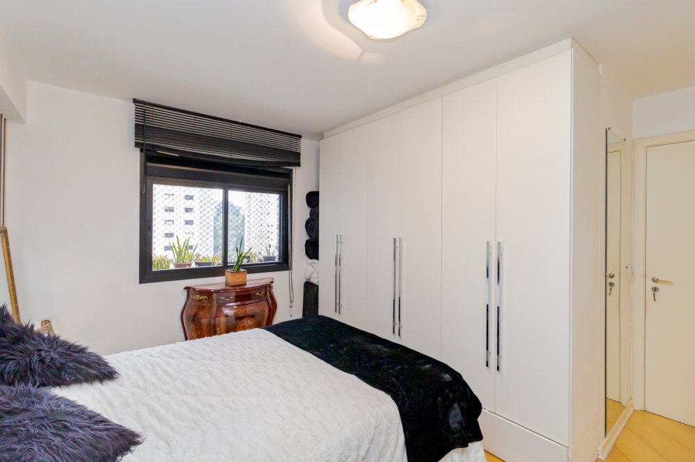 Apartamento à venda com 3 quartos, 175m² - Foto 20