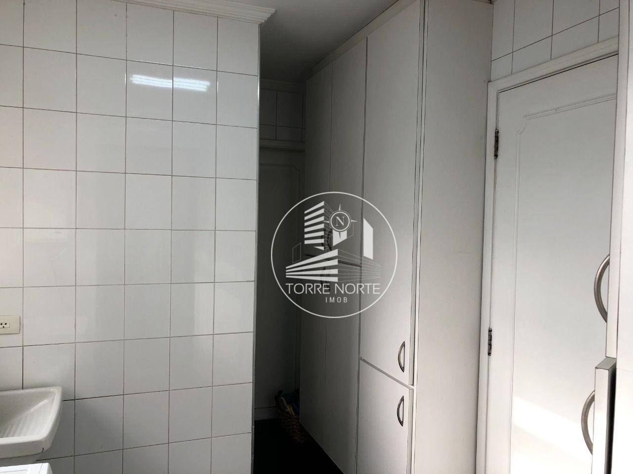 Apartamento à venda com 3 quartos, 139m² - Foto 25