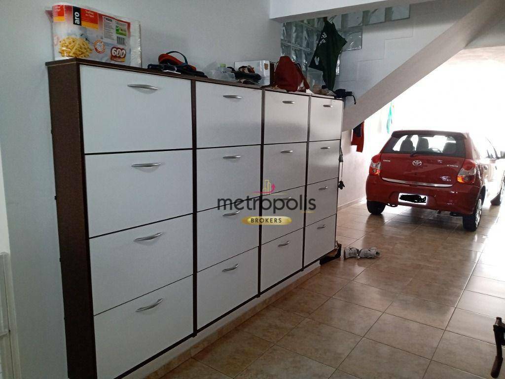 Sobrado à venda com 3 quartos, 300m² - Foto 17