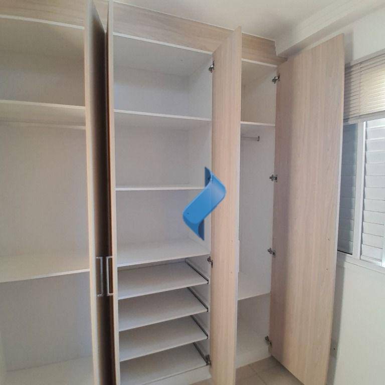 Apartamento à venda com 2 quartos, 52m² - Foto 14