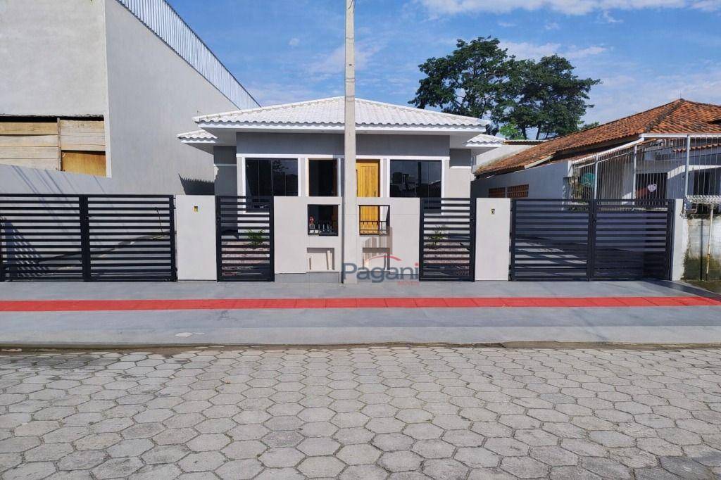 Casa, 2 quartos, 55 m² - Foto 1