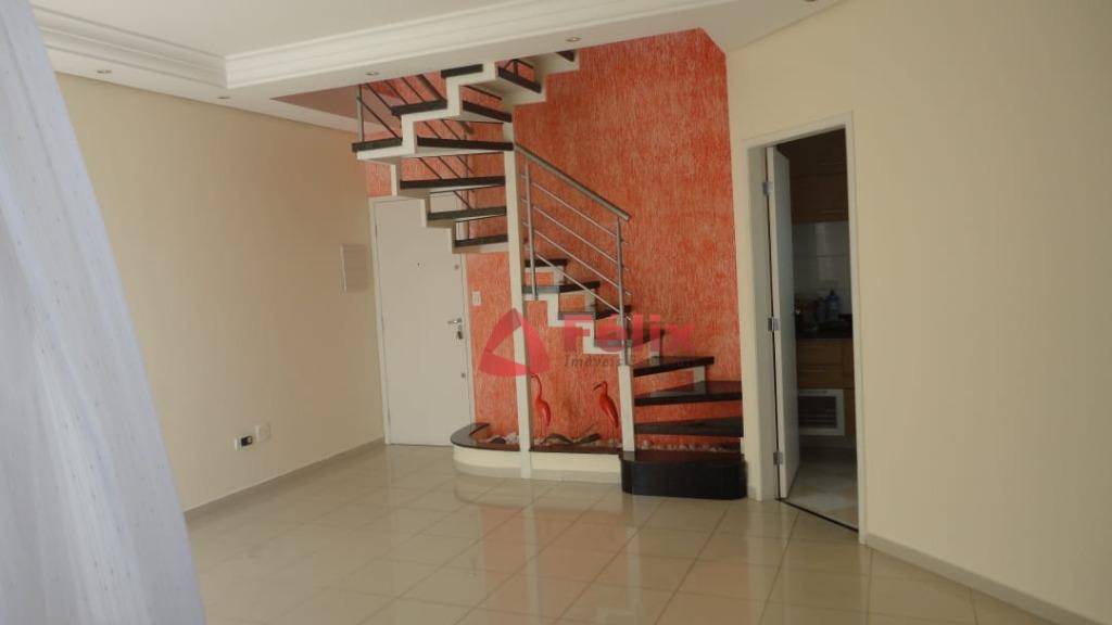 Cobertura à venda com 3 quartos, 200m² - Foto 3