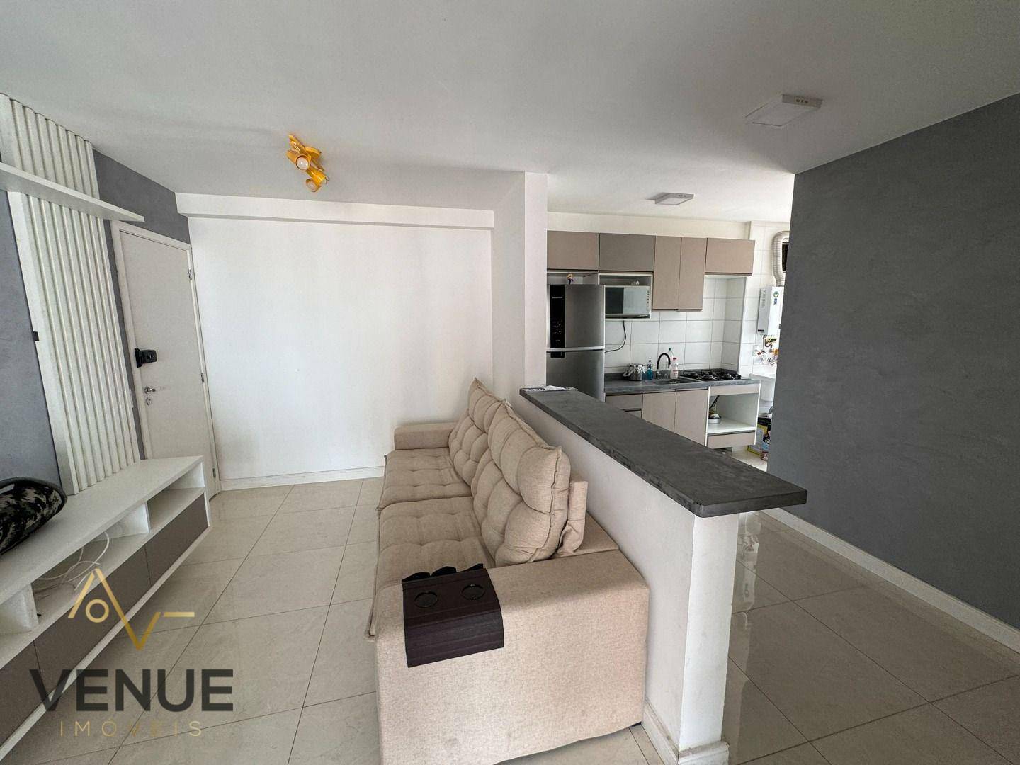 Apartamento para alugar com 3 quartos, 76m² - Foto 29