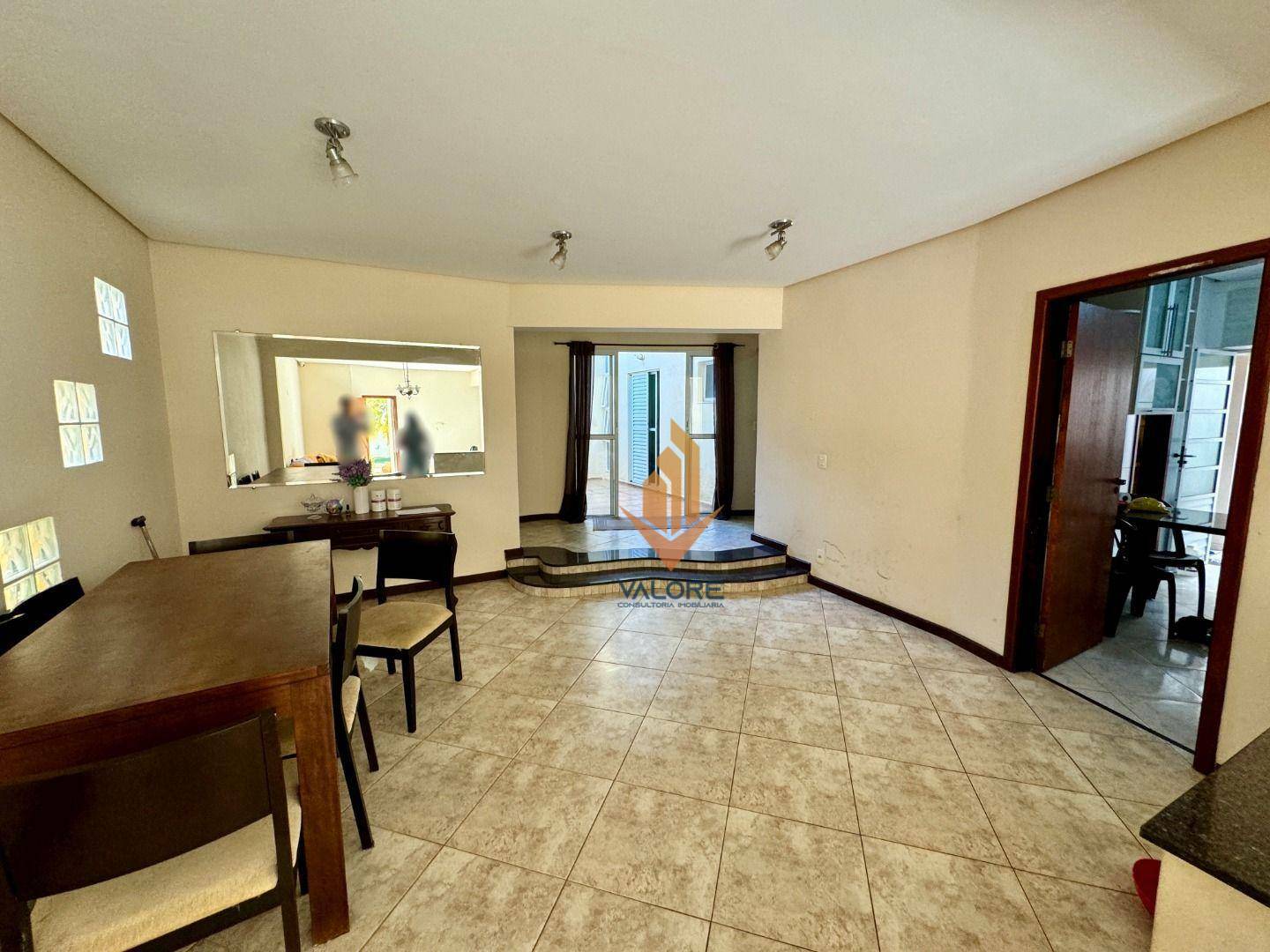 Casa à venda com 4 quartos, 278m² - Foto 17